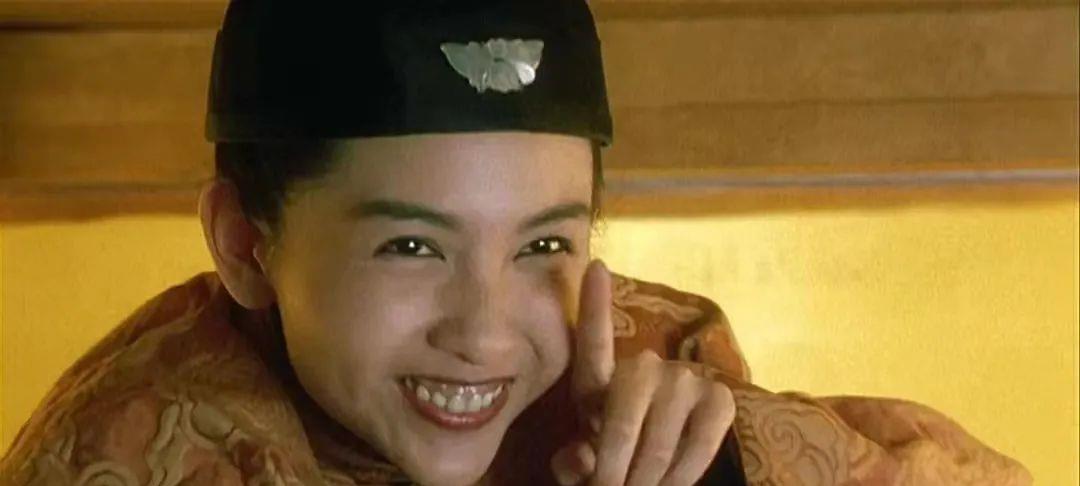 舒淇|晴格格塌鼻梁，嫦娥脸方，这10位女星不整容也好看