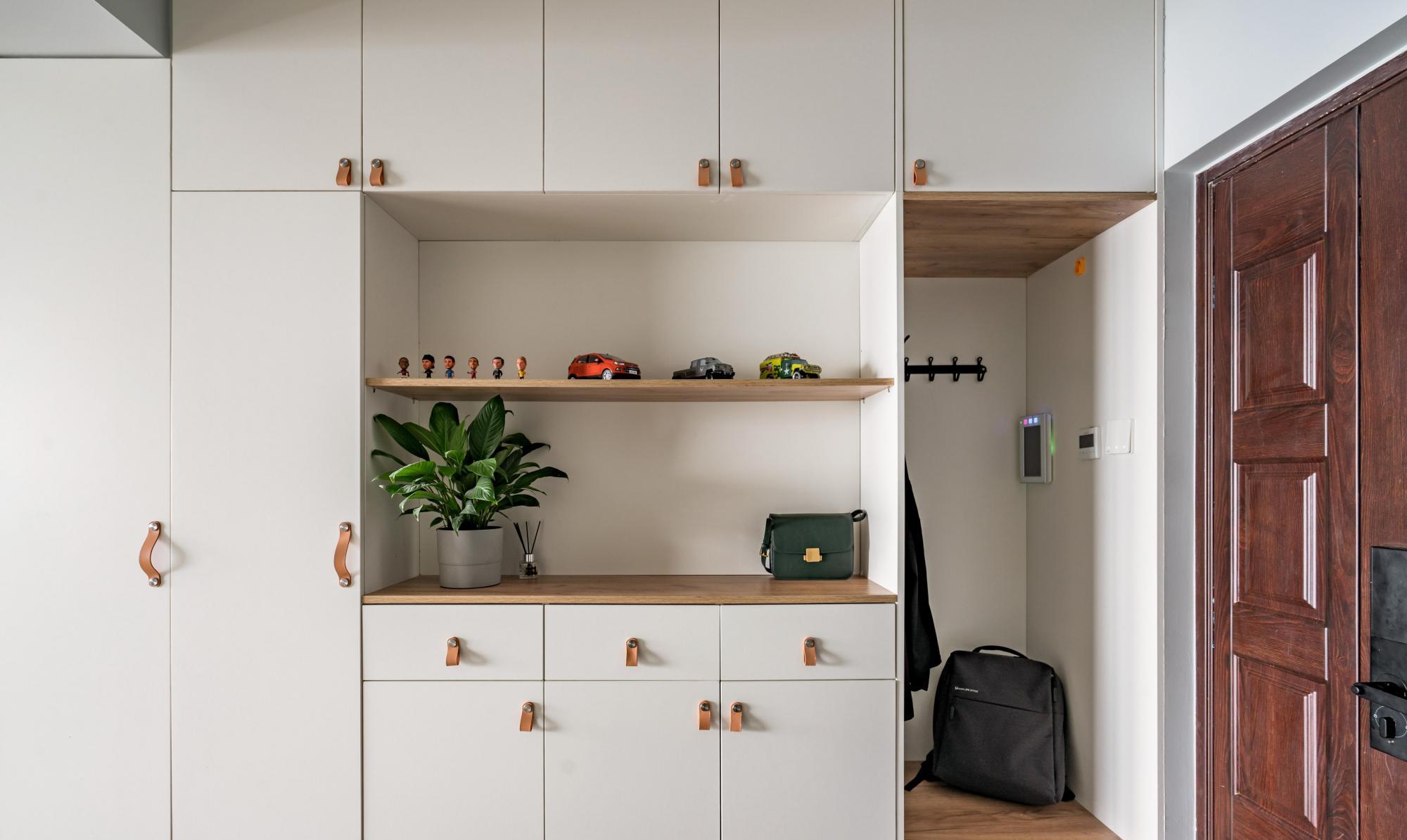 |四种方法可以让暗小的玄关变得明亮,我亲自试过,每一种都好用