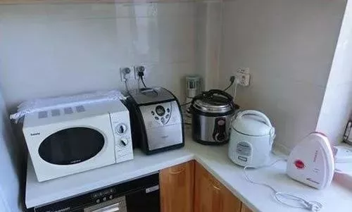 厨房装修,28个细节没在意,入住做饭惨兮兮,新媳妇差点变前妻