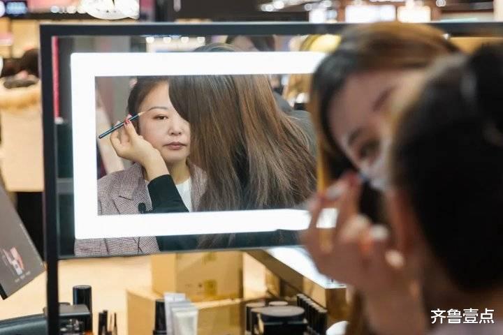 齐鲁壹点 银座“女王加冕日”完美收官！职场素人华丽蝶变迎来“高光时刻”