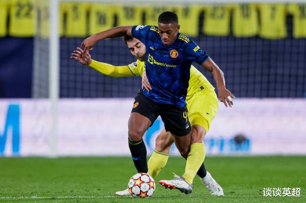 曼聯(lián)|曼聯(lián)或?qū)⑼饨枞笄蛐?，他有著不錯的開局，無奈悲劇收場