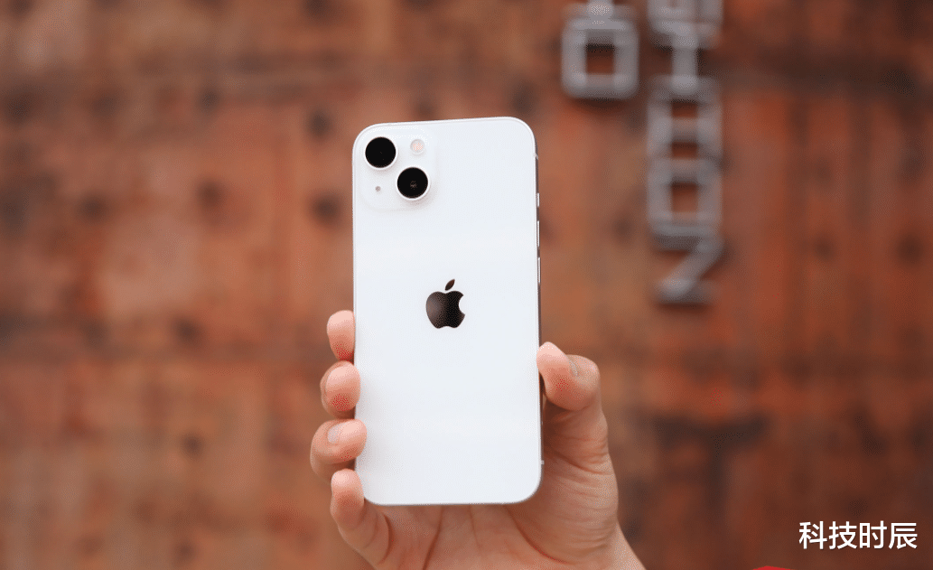 iPhone|iPhone竟然取消了这么多功能？网友：建议下次直接取消手机