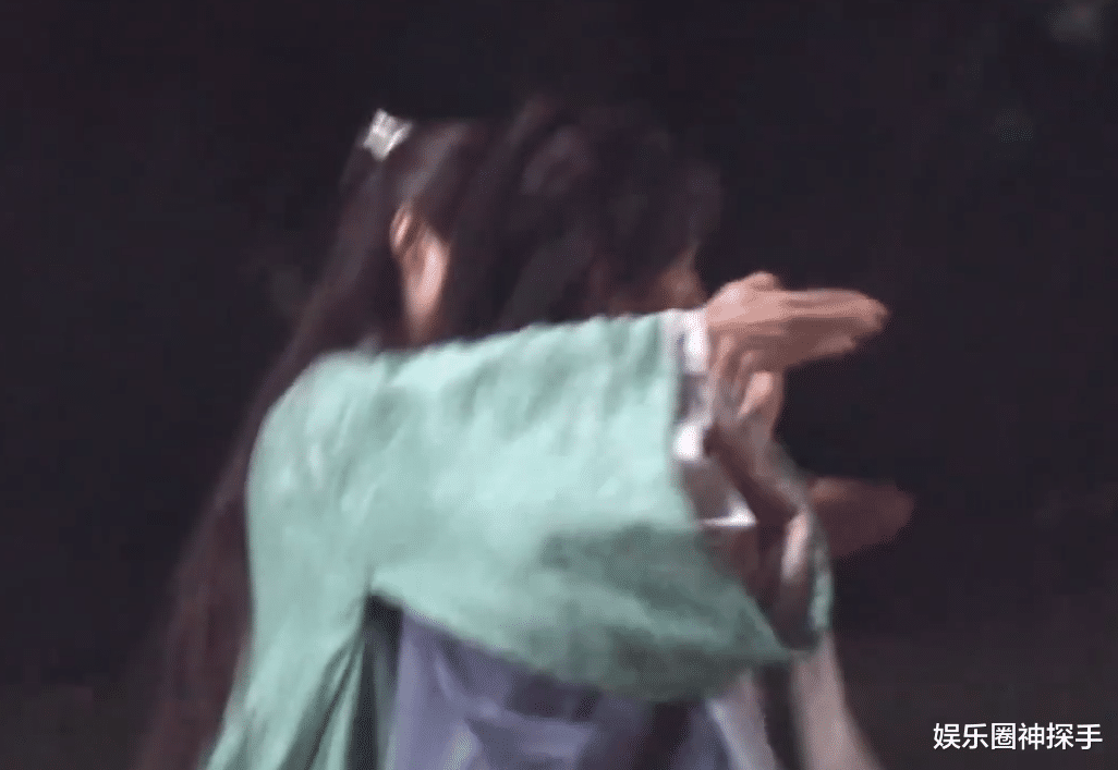 肖战|不是每个人都可以比肩肖战，龚俊张哲瀚也不行！