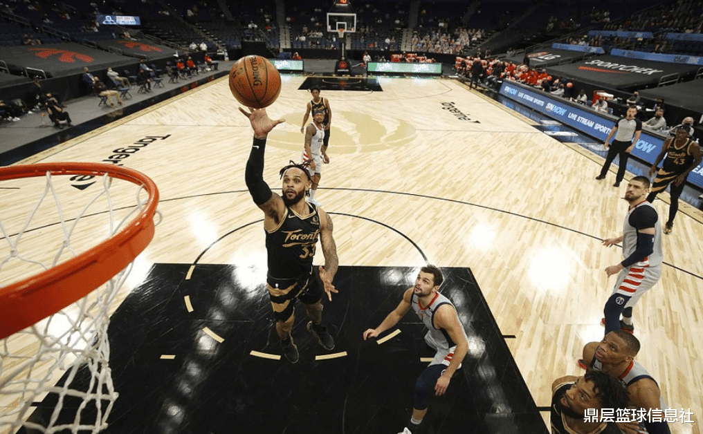 奇才隊|13分大逆轉，威少3雙捶胸怒吼，比爾爆砍28分，奇才季后賽有門了