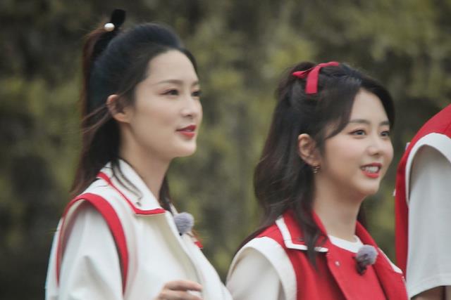 Angelababy|31岁谭松韵上《奔跑吧》，和杨颖同框，确定两人只相差一岁？