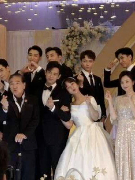 杨紫|《亲爱的2》改名播出，胡一天帅到犯规，杨紫、李现开启名场面