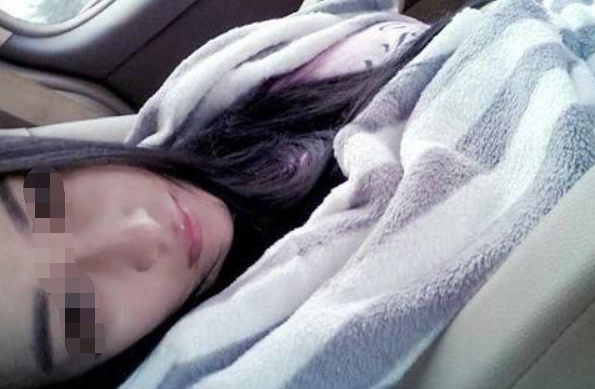 好物官|妻子为讨丈夫欢心带妆睡觉,6年后“烂脸”遭嫌弃,丈夫:离婚吧