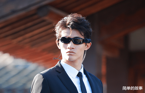 求婚|《庆余年》演员李子峰官宣求婚成功:对的时间对的人,不结婚干啥