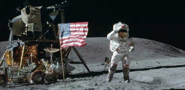 美国|美国阿波罗登月为何被质疑是骗局？中国嫦娥五号给美国“正名”了