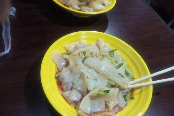 米饭 容易长肉的主食是米饭吗？提醒：减肥的人要少吃的是这3种主食