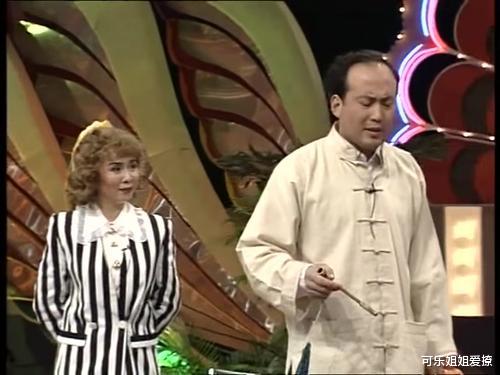 蔡明|蔡明儿子的身份曝光，隐藏32年竟是我们熟悉的他，原来都不陌生