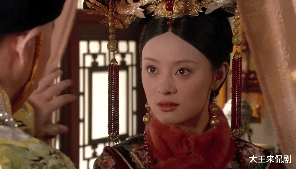 甄嬛|崔槿汐明明认识纯元的衣服，为何还要背叛甄嬛？可惜甄嬛没发现