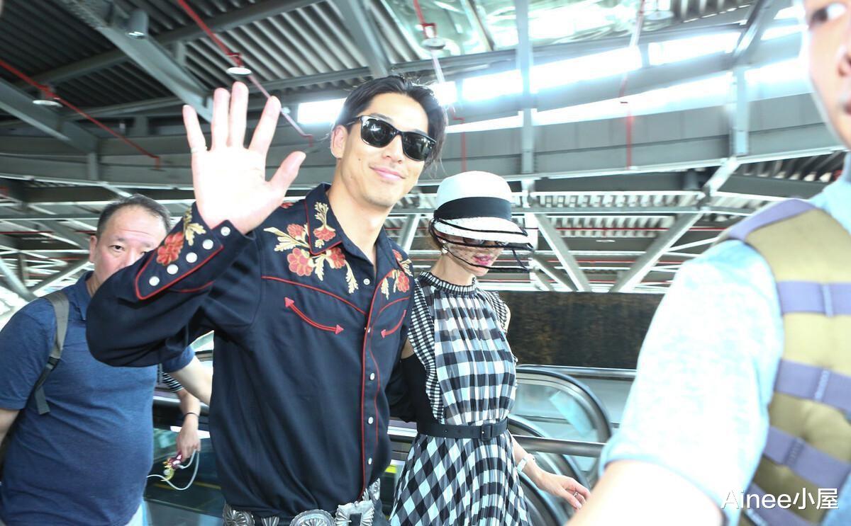 林志玲|林志玲和老公同框好恩爱，穿格纹裙配复古礼帽，全身散发贵妇气息