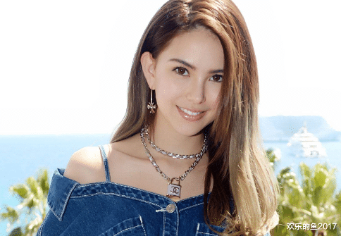 昆凌|一坑再坑！天王嫂昆凌内涵侯佩岑，坑到周董不知所措