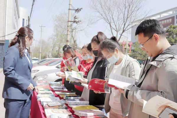 山海关区融媒体中心 山海关区“致敬红色经典，庆祝建党百年”主题读书节启动