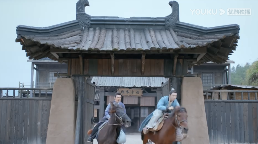 金瀚|救命！这也太辣眼睛了