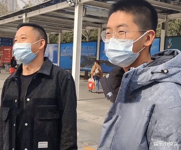 婚纱照|孙卓买家二姐晒婚纱照，24岁实现月入过万，却不管患癌症的父亲