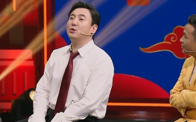 六小龄童|关晓彤录《王牌》总瞟观众席，顺着眼神看过去，难怪沈腾全程起哄