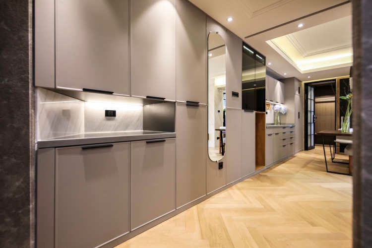 |不规则的小户型,经过合理的改造,不仅实用,还拥有了阳光工作区