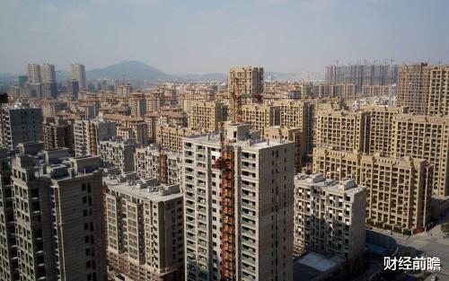 二手房|二手房迎来“抛售潮”？懂行人说出缘由，未来三类房子或无人接盘