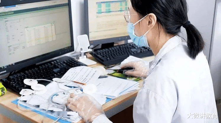 巨蟹座|婆婆眼中理想儿媳职业排名出炉，护士无缘前三，榜首成“香饽饽”