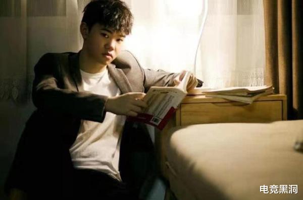 韩涵|梦之队连续战胜主播战队，实力相当于KPL的ES！韩涵踢掉故?辞?后也难战胜