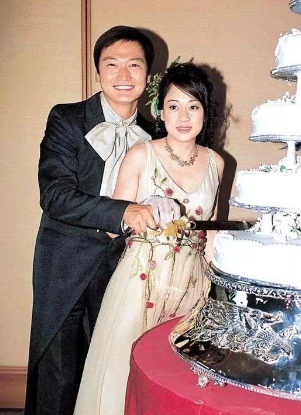 刘诗诗|蹭刘天王热度翻红,师奶杀手黑历史被扒,网友:换现在早被封杀了