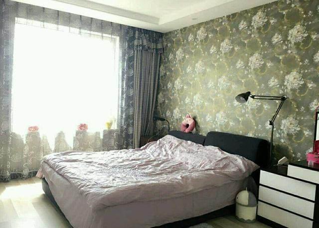 晒晒媳妇装110平新房，进门一片绿，看到卧室背景墙差点晕过去