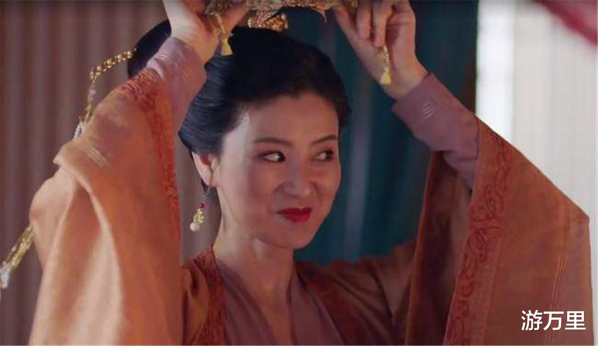 嘉南传|《嘉南传》粗俗无礼的何翠花，其实也是一个明事理的人