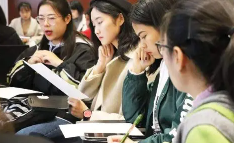 求职|高学历人才也有心酸和无奈?博士生毕业后,年龄成了就业一大阻碍