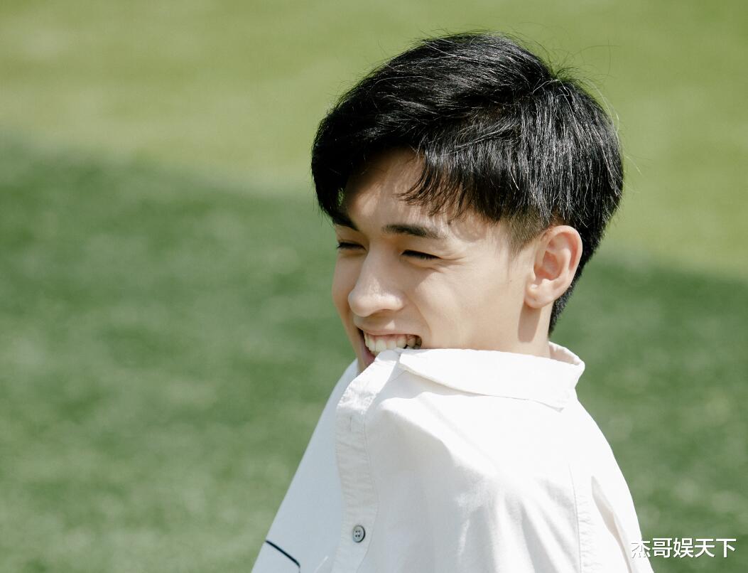 秦霄贤|秦霄贤看似主动给自己减分，实则一箭双雕，简直就是人间清醒