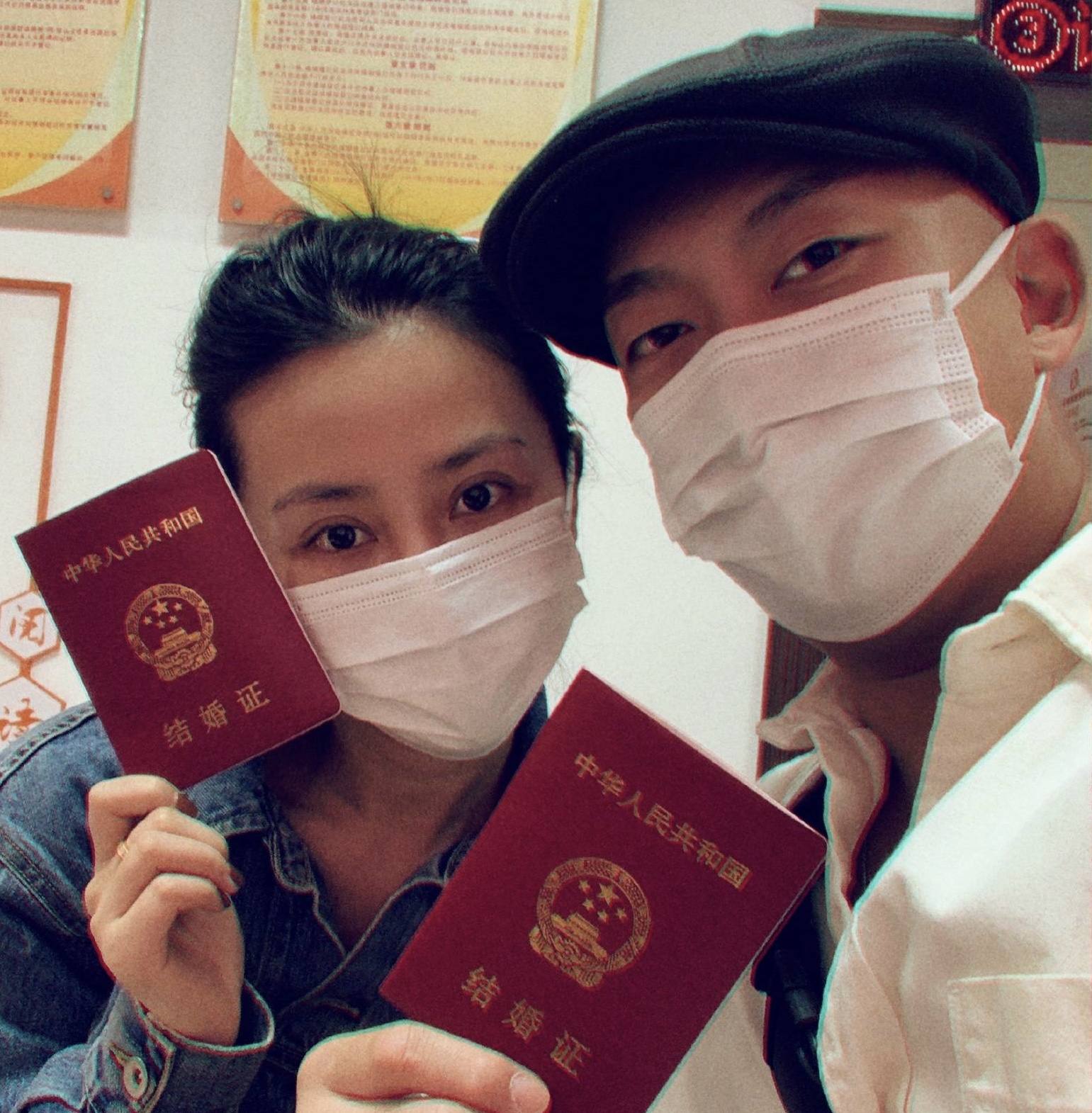 TVB|恭喜！TVB著名男星在内地注册结婚，妻子长相甜美身材丰满像网红