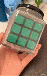 每天都是潮人|孩子老是喜欢这样趴着，正常吗？