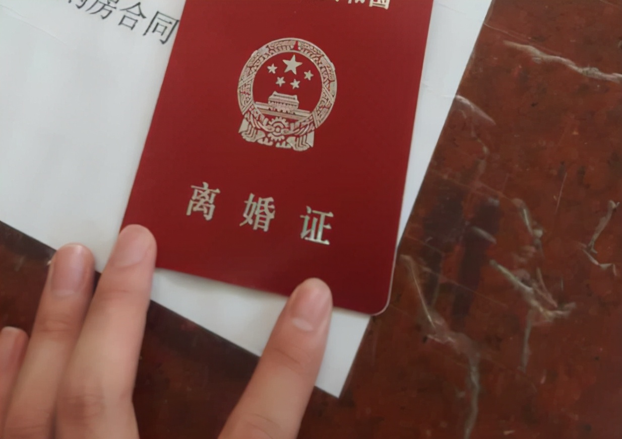 糖果的妈妈|父母离婚时，孩子写下一段“乐观留言”惹人泪目，建议永远别擦掉