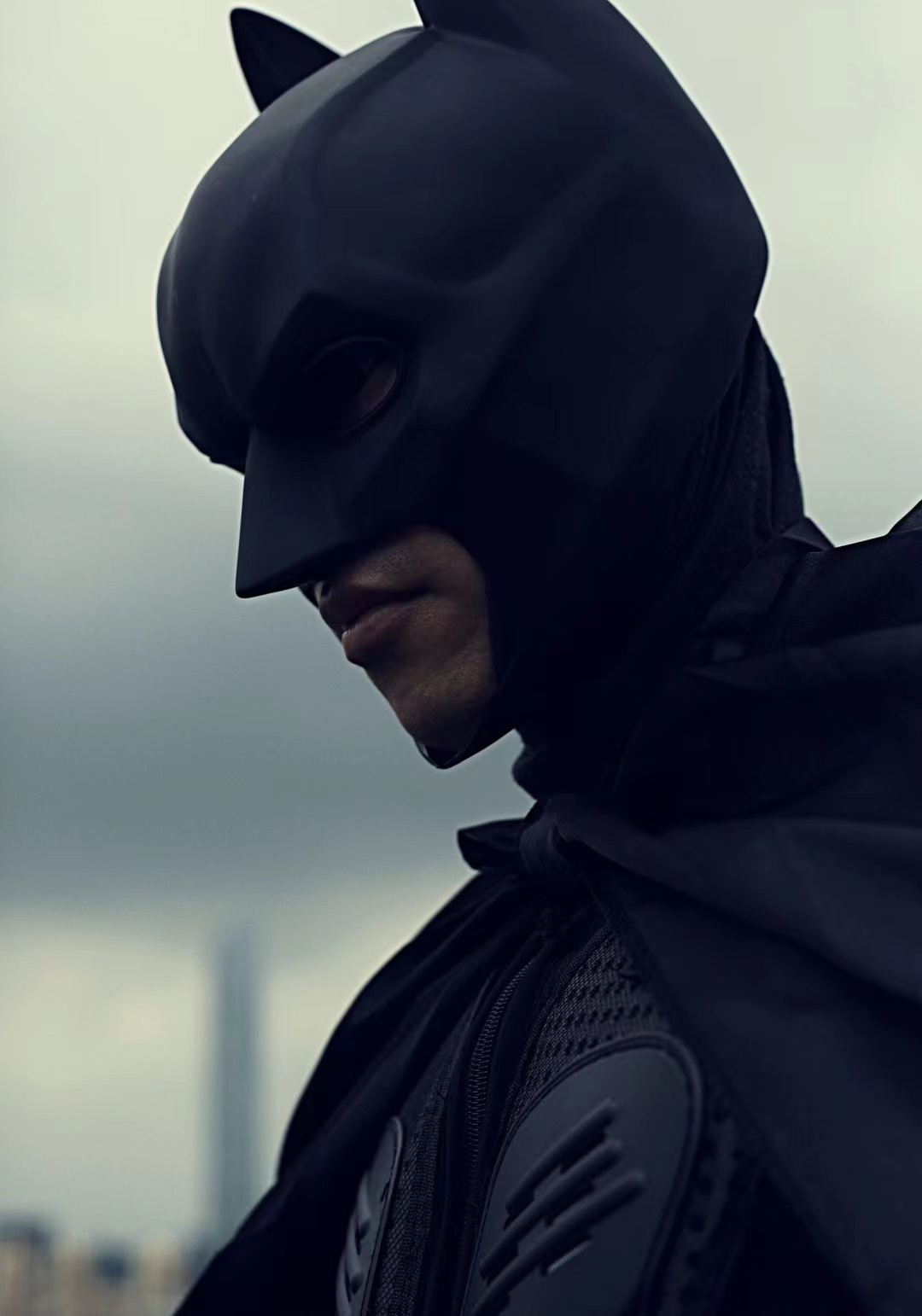 健身圈一哥|31岁肌肉模特化身蝙蝠侠，线条比例完美，受伤人设更显荷尔蒙爆棚！