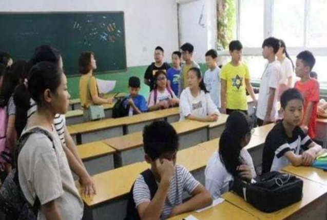 |有一种“小心机”叫班主任调座,看似毫无章法,实则套路满满