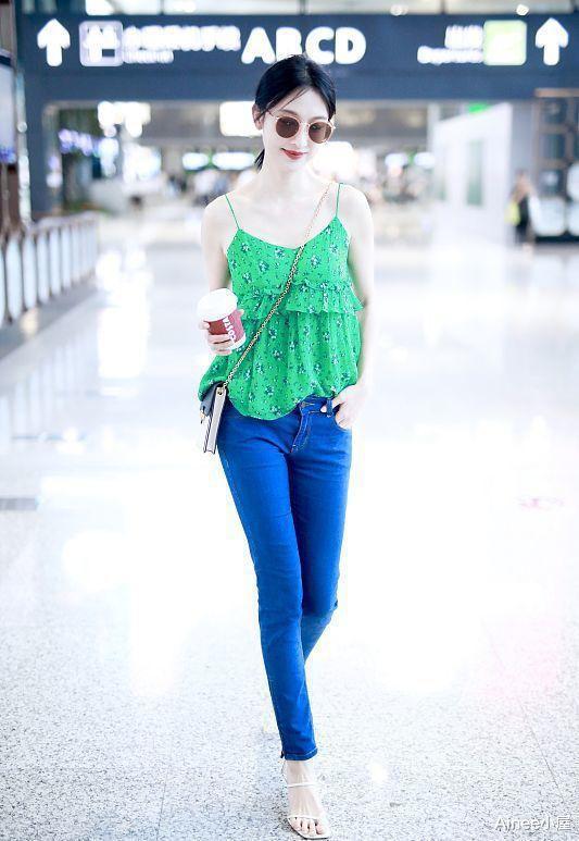 Ainee小屋|张俪身材成熟气质清纯，清凉长裙用“鱼线”吊着，白嫩肌肤惹眼
