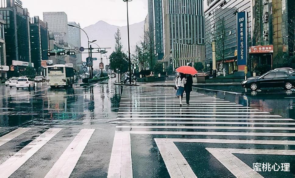 蜜桃心理 婚姻里，越“聪明”的女人，往往越沉得住气