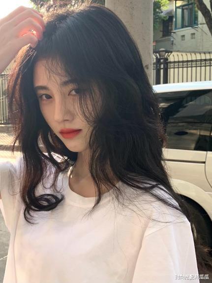 发际线|?你适合“披头发”还是“扎头发”,主要取决于三个部位,发际线很关键