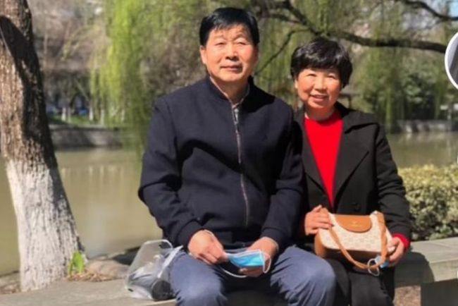 熊磊还是霸占着许敏的房子,她和杜新枝在一起,真的是狼狈为奸!