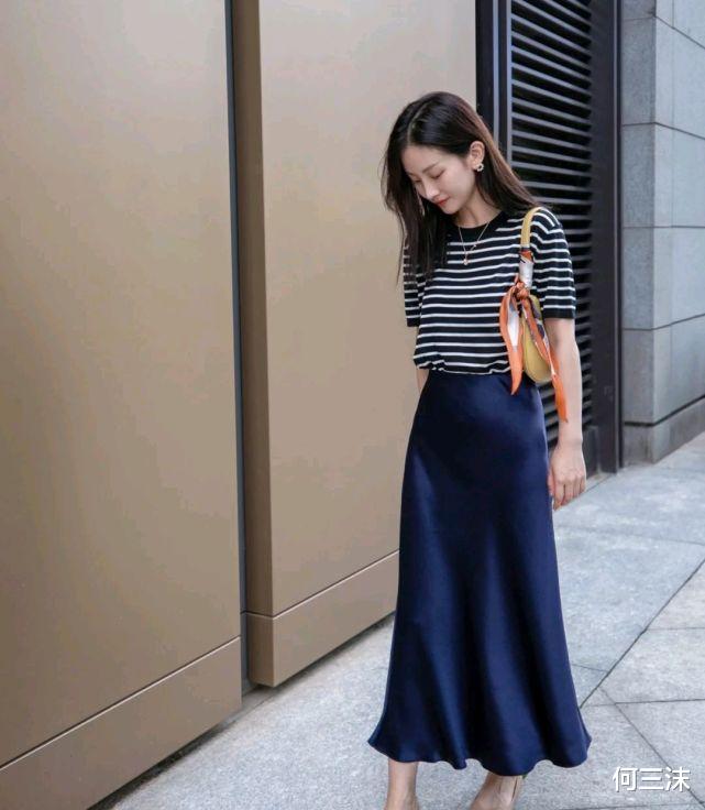 何三沫|要做有品位的女生，仙气飘飘的半身裙穿搭温柔满分，高级又有气质