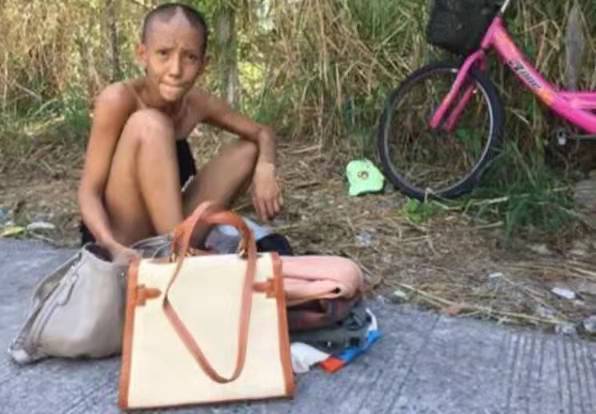 聚会|著名女影星出狱后靠捡垃圾，死在陌生老人家里