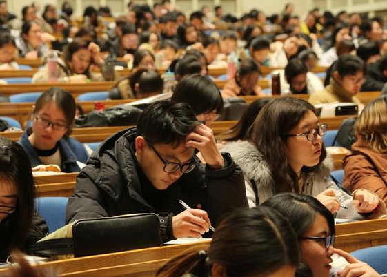 安妈育儿日|比较吃香“公务员岗位”排名，公检法无缘前三，榜首竞争激烈