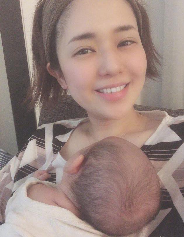 苍井空|初为人母，苍井空也晒娃，网友却“不友好”，你有何看法？