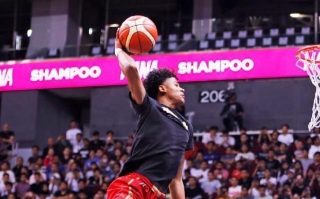 憨爸爸育儿|火箭自作多情？20+6猛将拒绝试训，斯通锁定场均18分新星！