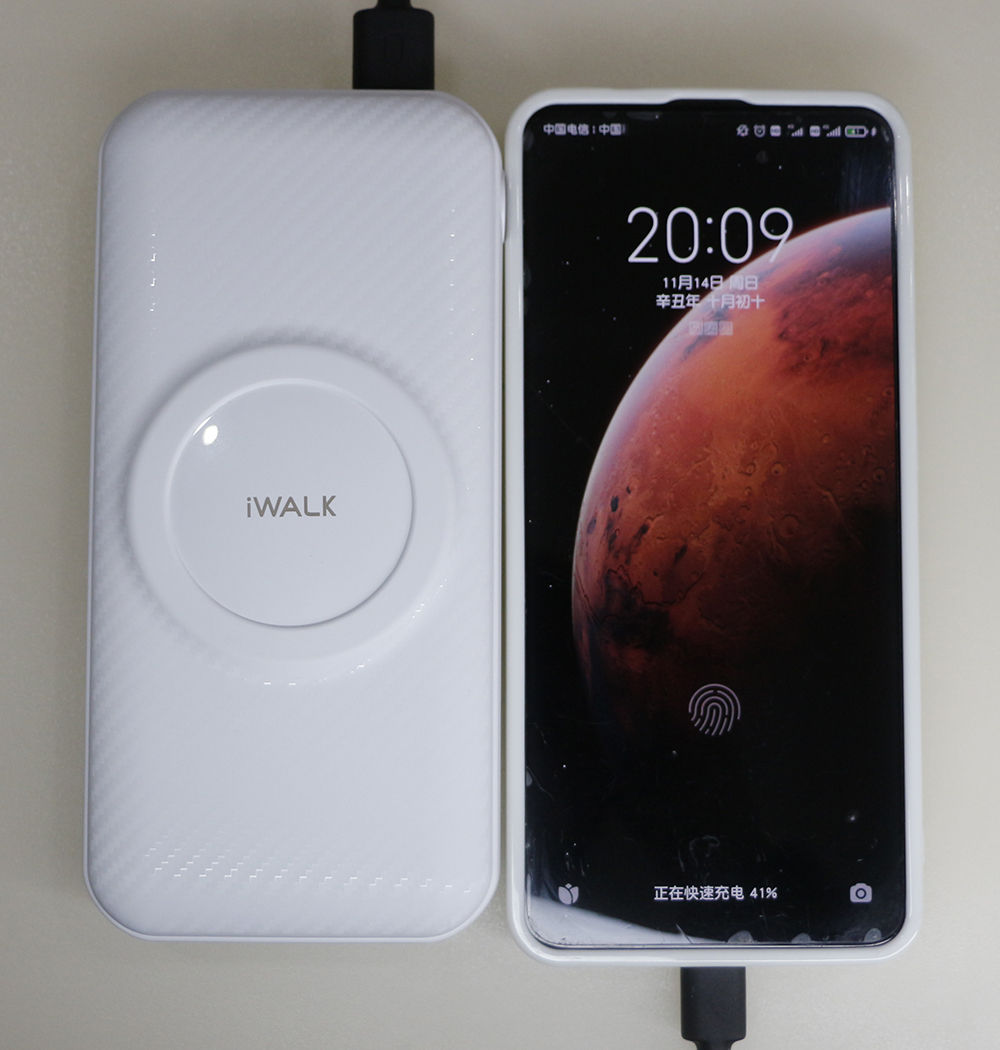 |“啪嗒”一聲就充電，iWALK魔咔嗒寶移動電源 體驗報告