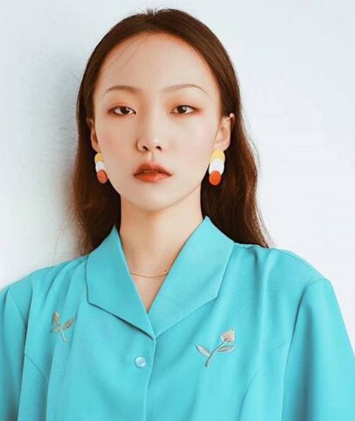 邵雨轩|邵雨轩背后的女人，“张小花”颜值曝光，网友：不当明星可惜了