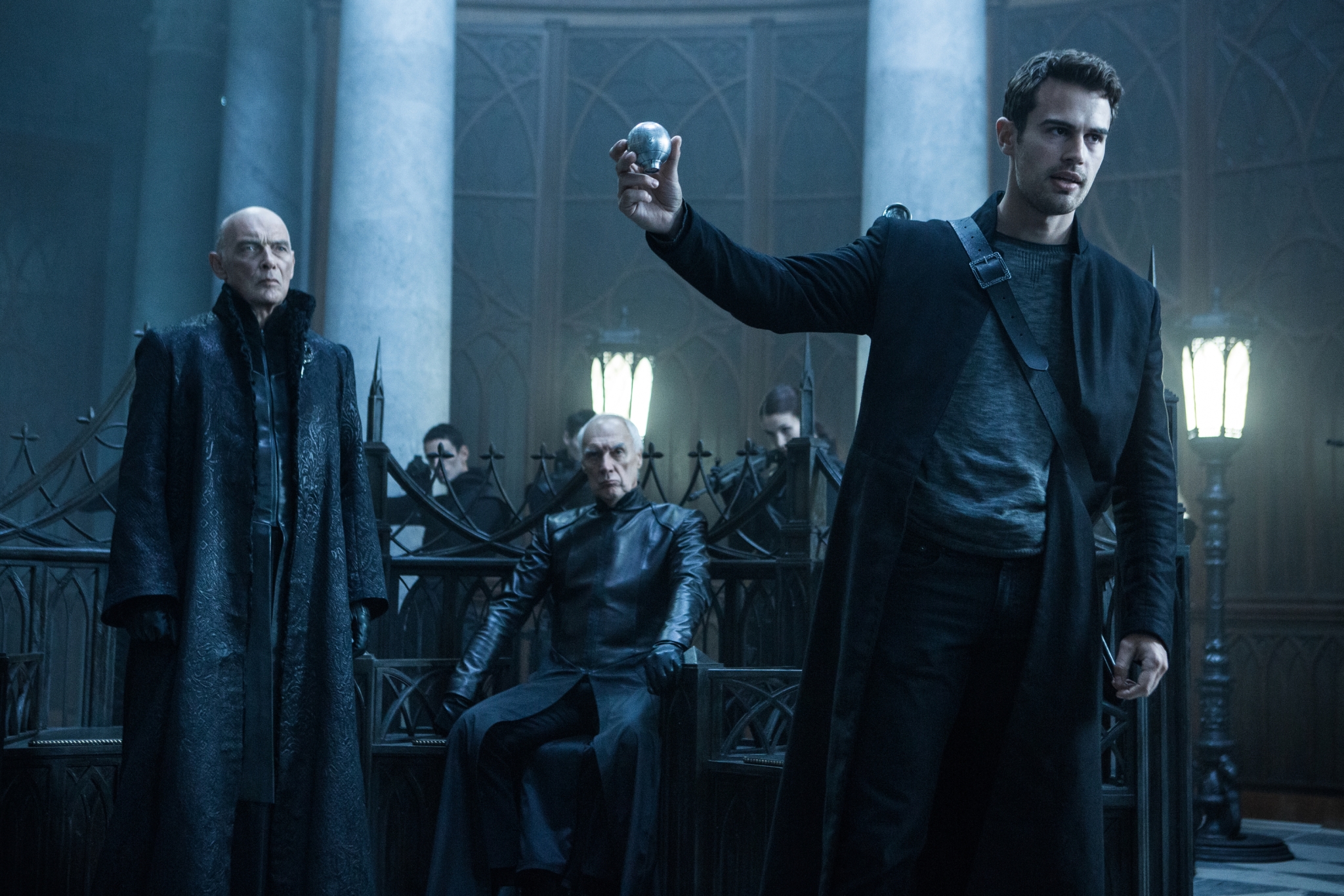 郭晶晶|《黑夜传说5》，沦为B级片？槽点满满吐不尽，爽片不爽？