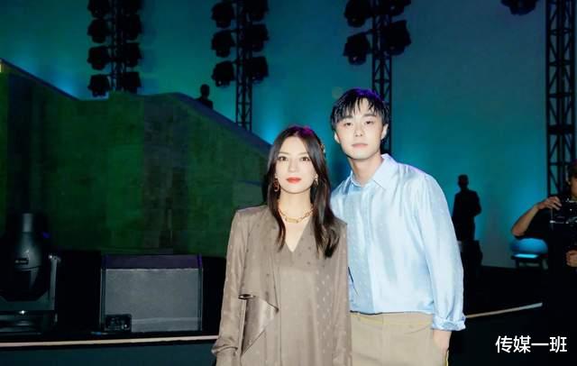 赵薇|粉丝仍为赵薇洗地？看到赵薇突然发声就哭了说：把我的运气借给你