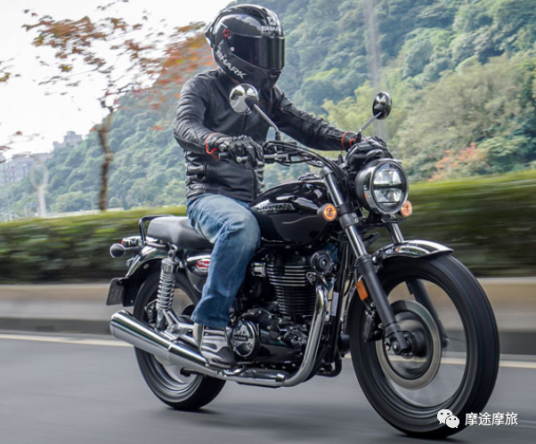 路虎极光|经典复古摩托，本田H'ness CB350试驾测评！